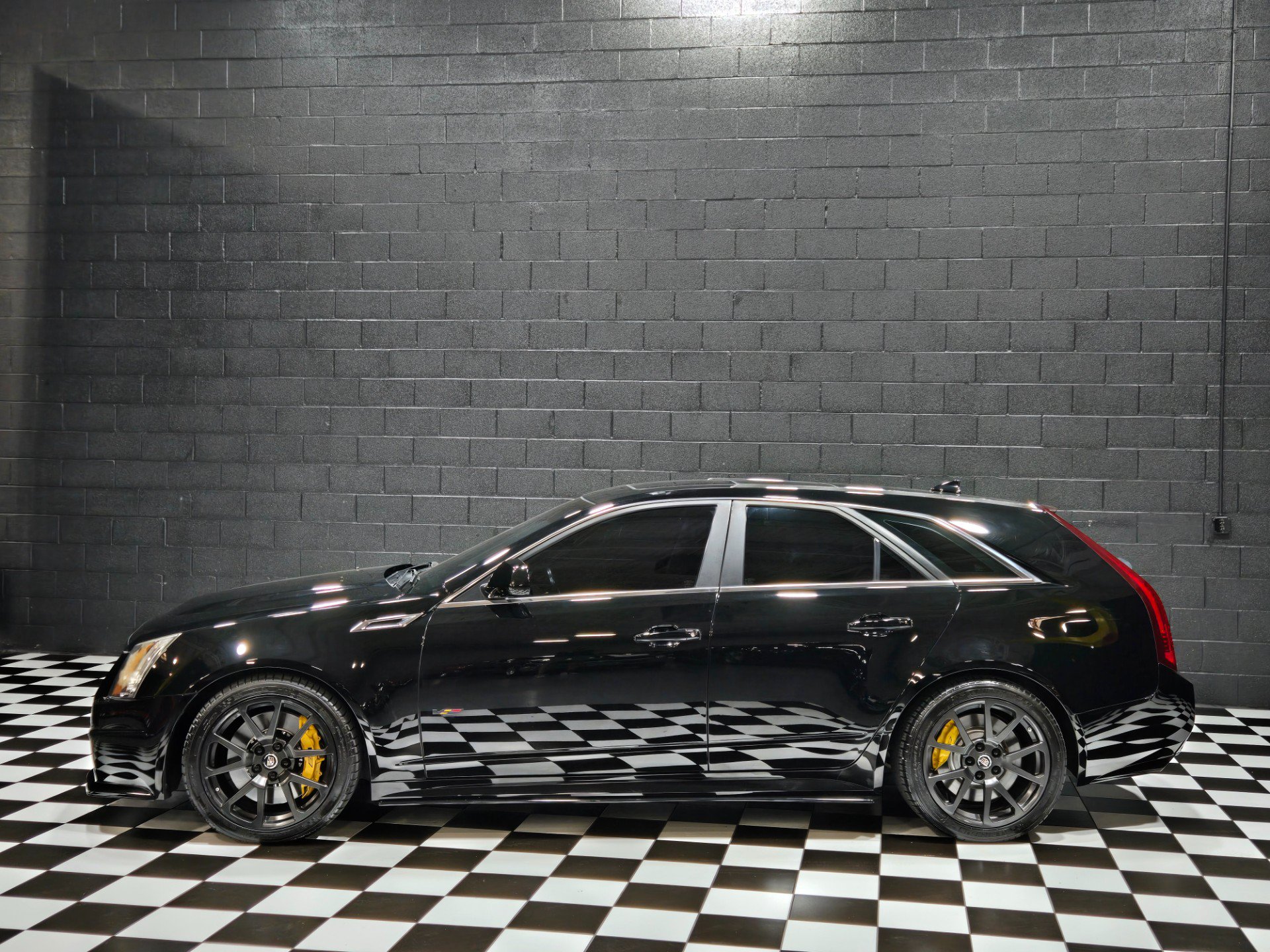 Used 2013 Cadillac CTS V w/ Wood Trim Package RWD image 3