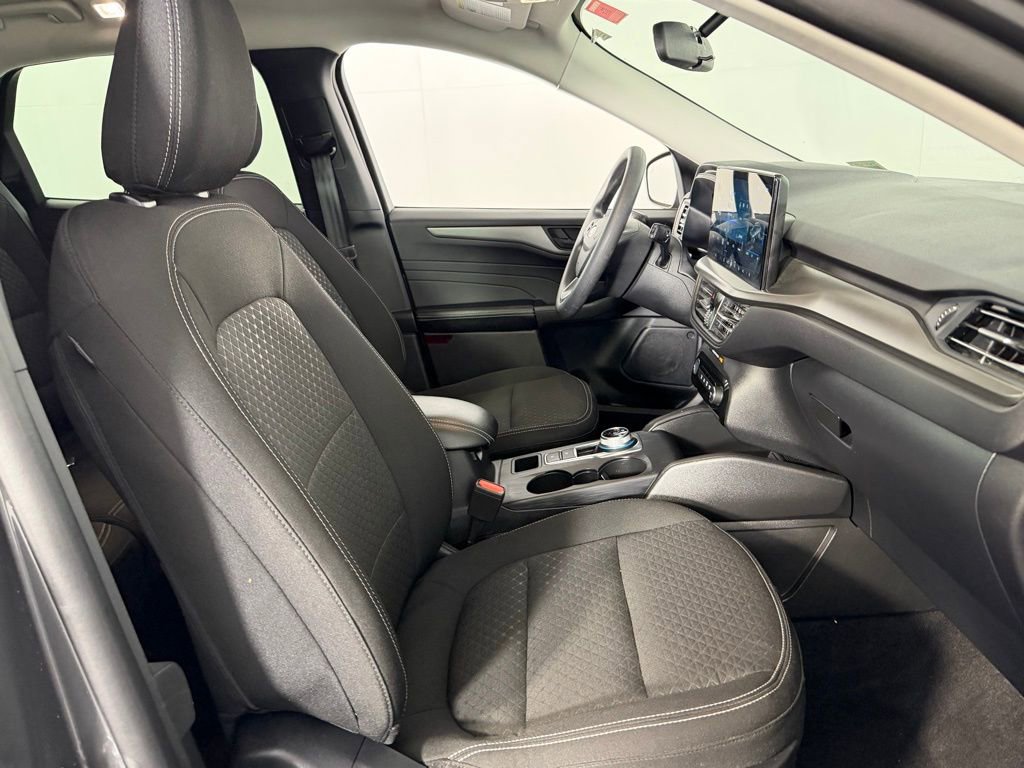 Used 2025 Ford Escape Active w/ Tech Pack #1 image 30