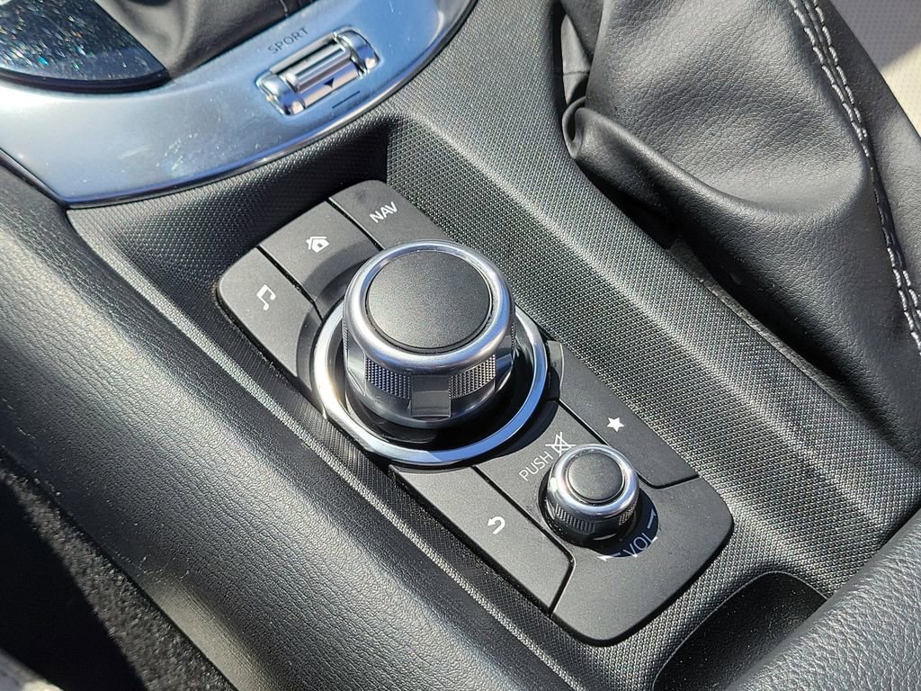 Used 2021 MAZDA MX-5 Miata RF Grand Touring image 30