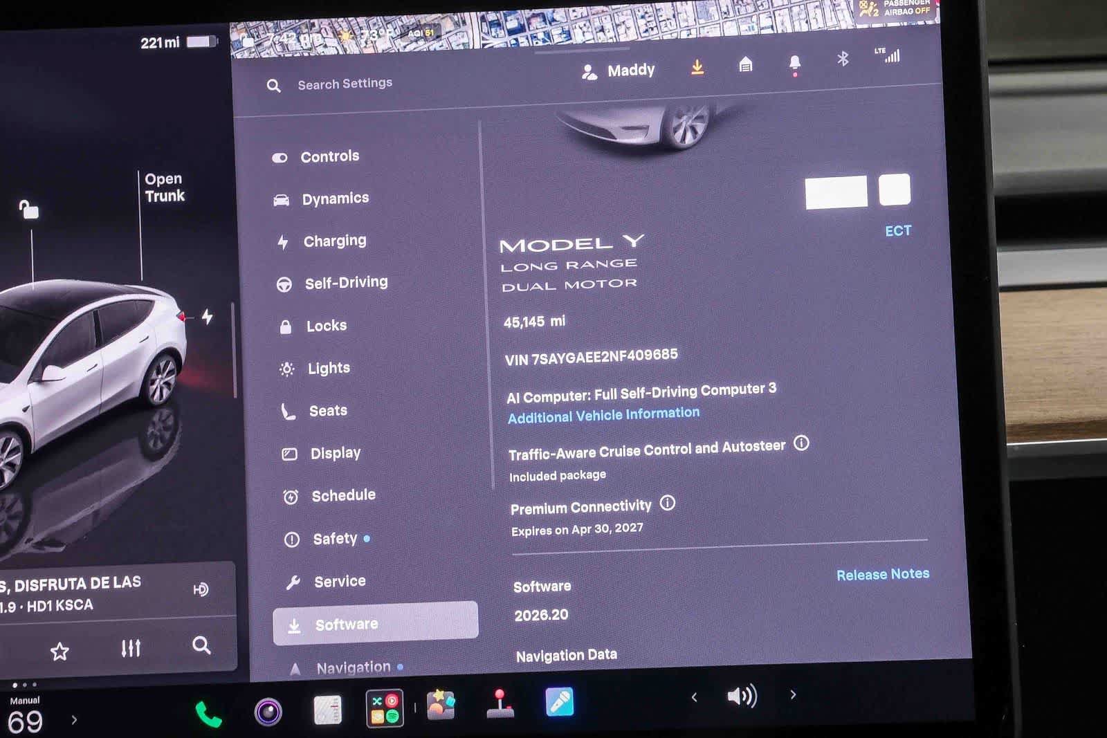 Used 2022 Tesla Model Y Long Range AWD/4WD image 25