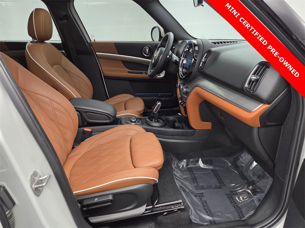 Used 2023 MINI Cooper Countryman S w/ Signature Upholstery Package image 16