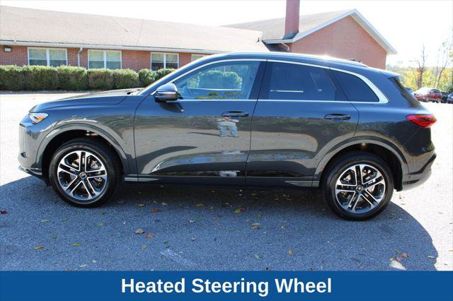 Certified 2025 Audi Q5 Premium w/ Premium Plus AWD/4WD image 7