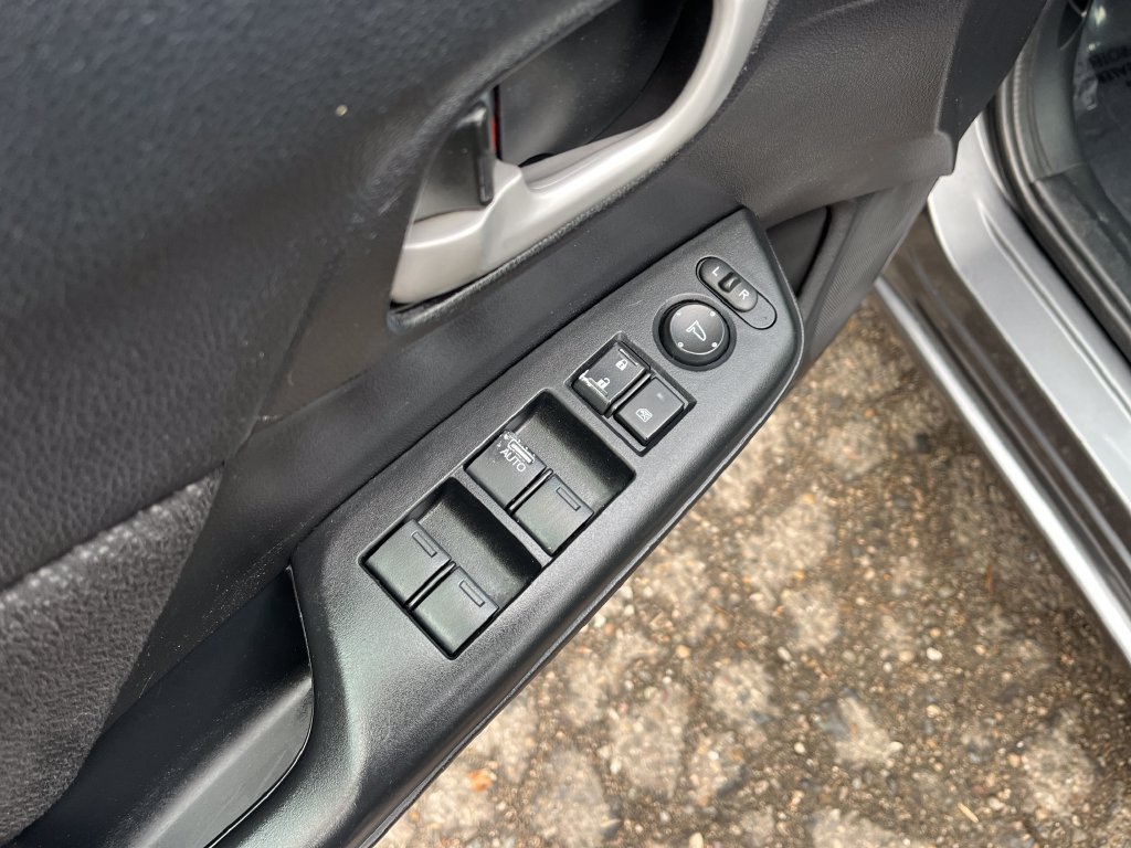 Used 2013 Honda Civic LX image 11