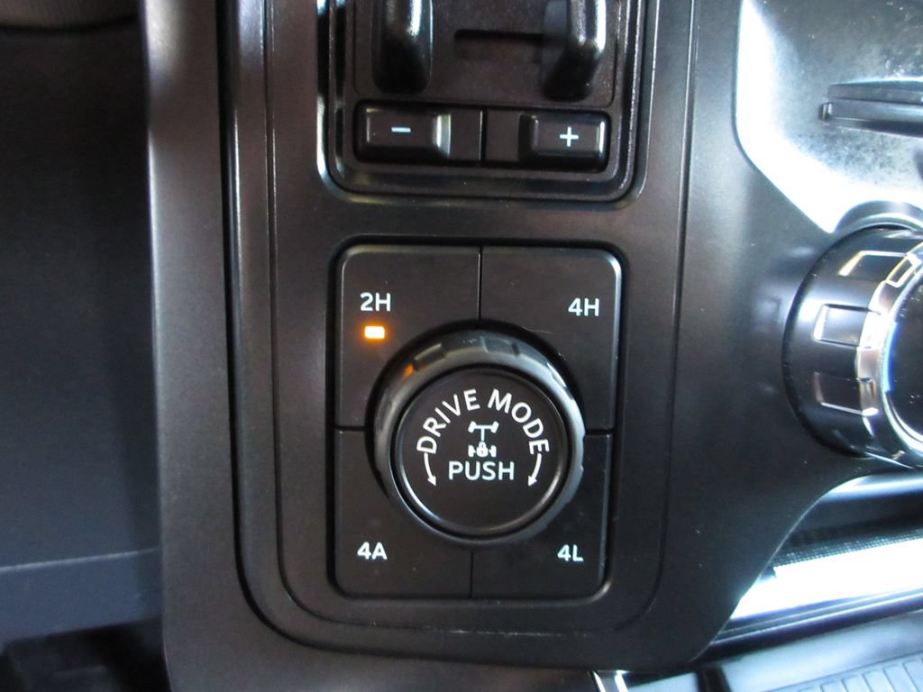 Used 2022 Ford F150 Raptor w/ Equipment Group 801A High AWD/4WD image 21