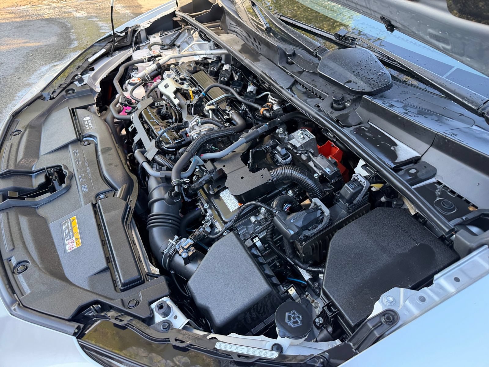 Used 2023 Toyota Prius XLE FWD image 35