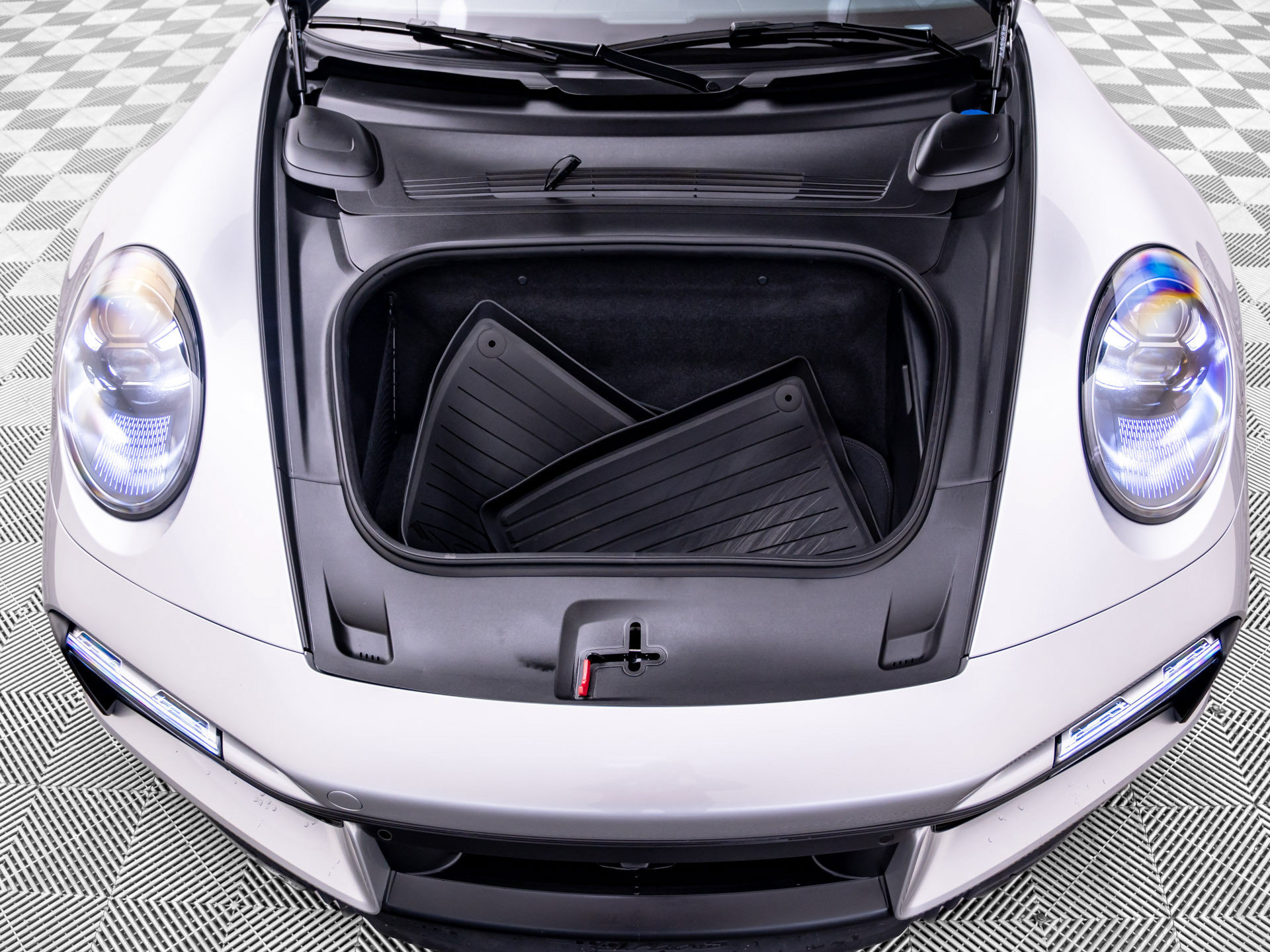 Certified 2025 Porsche 911 Turbo S AWD/4WD image 27