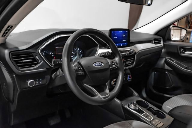Used 2021 Ford Escape SE FWD image 3