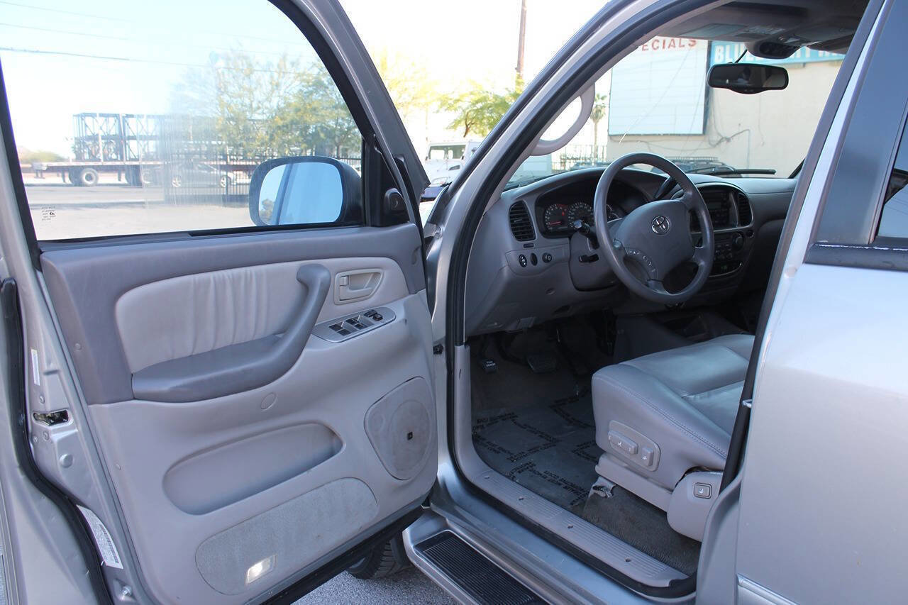 Used 2003 Toyota Sequoia Limited RWD image 20
