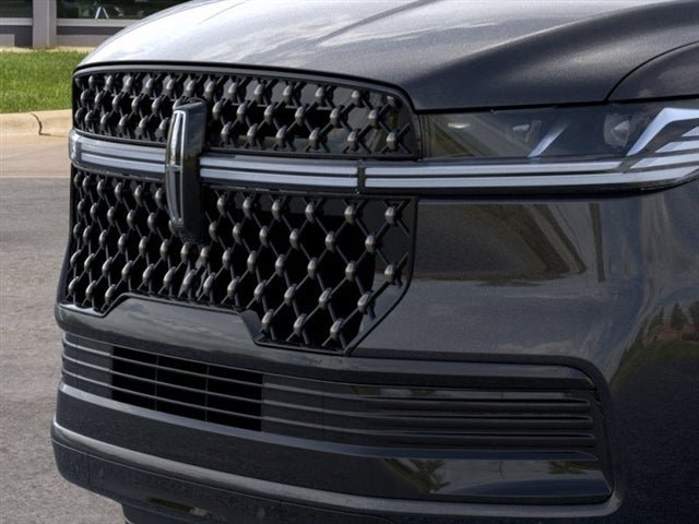 New 2026 Lincoln Navigator L Black Label AWD/4WD image 40