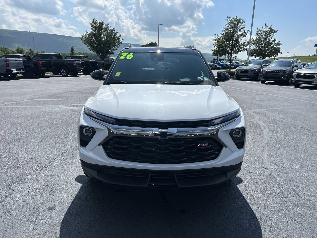 New 2026 Chevrolet TrailBlazer RS w/ Convenience Package AWD/4WD image 2