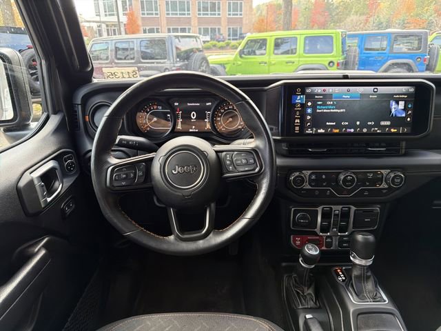 Used 2024 Jeep Gladiator Mojave w/ Convenience Group AWD/4WD image 22