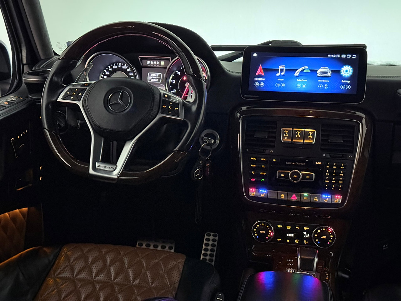 Used 2014 Mercedes-Benz G 63 AMG 4MATIC image 29