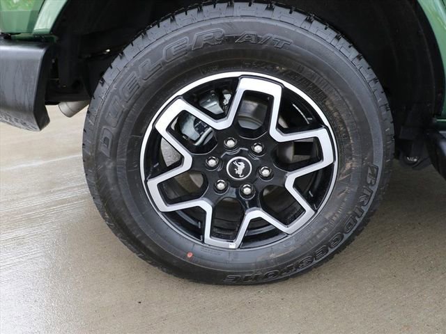 Used 2025 Ford Bronco Outer Banks image 7
