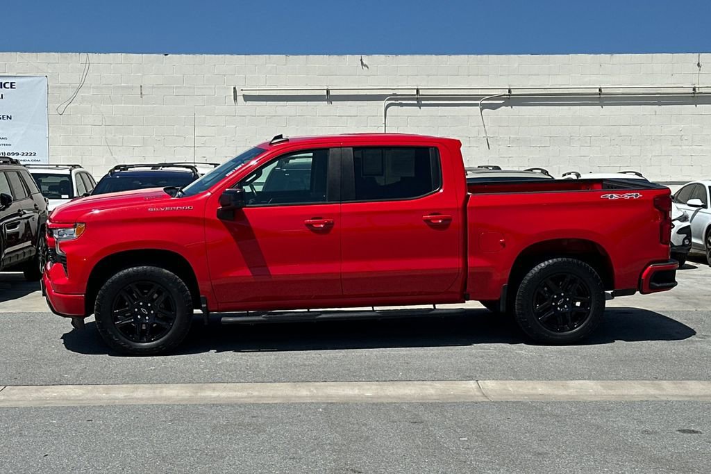 Used 2023 Chevrolet Silverado 1500 RST AWD/4WD image 6