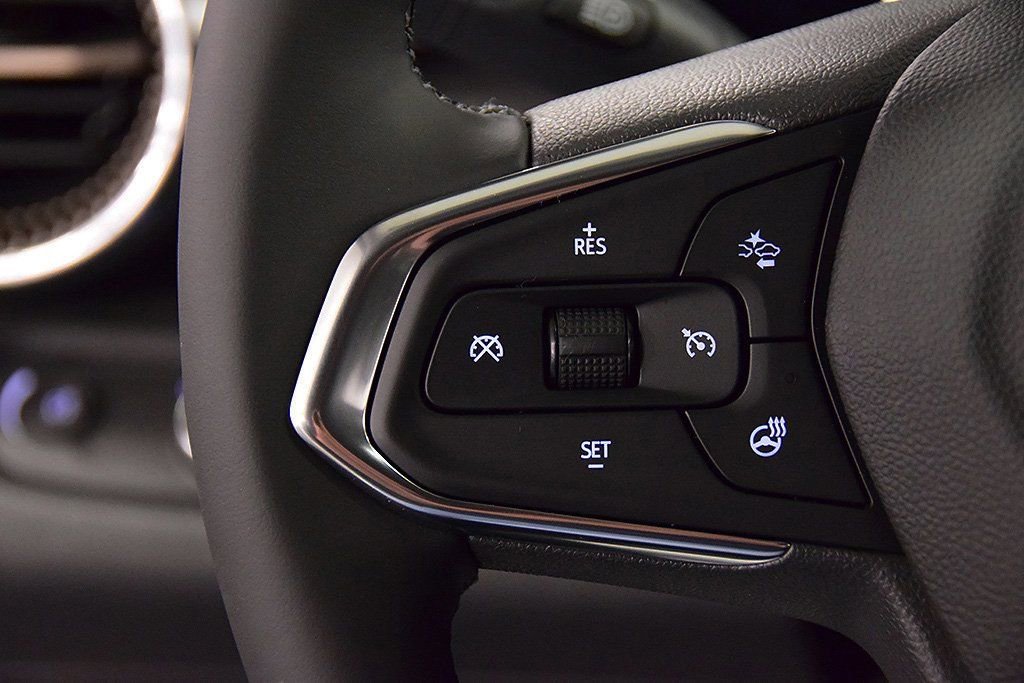 New 2025 Chevrolet Trax ACTIV image 18