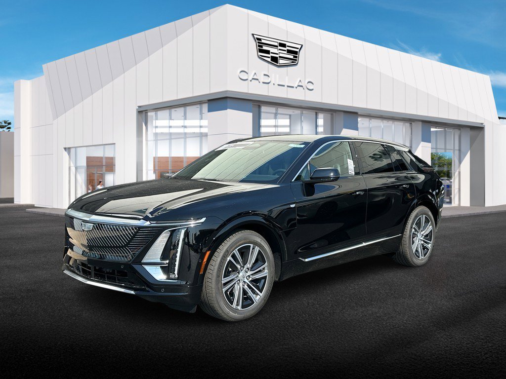 New 2026 Cadillac Lyriq Luxury