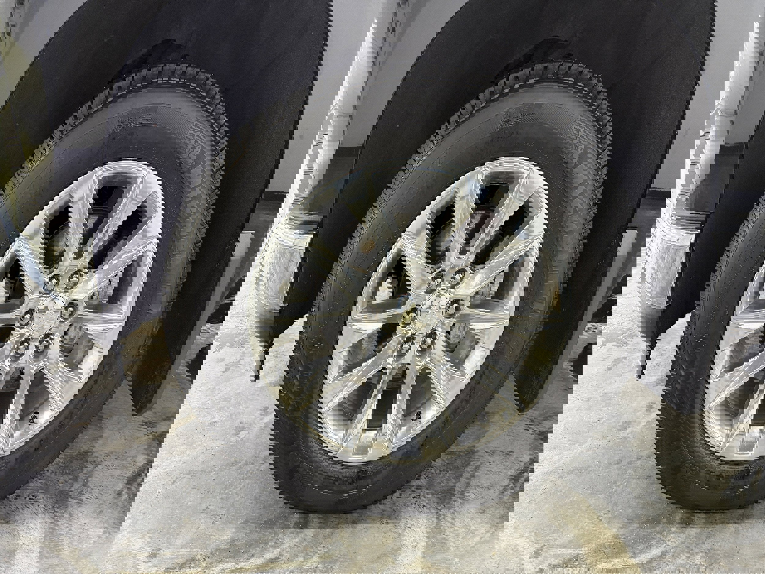 Used 2020 Chevrolet Silverado 1500 LTZ w/ LTZ Premium Package image 31