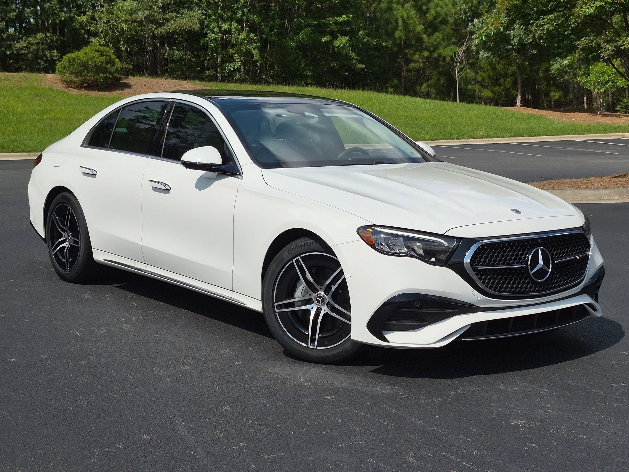 New 2026 Mercedes-Benz E 350 Sedan image 2