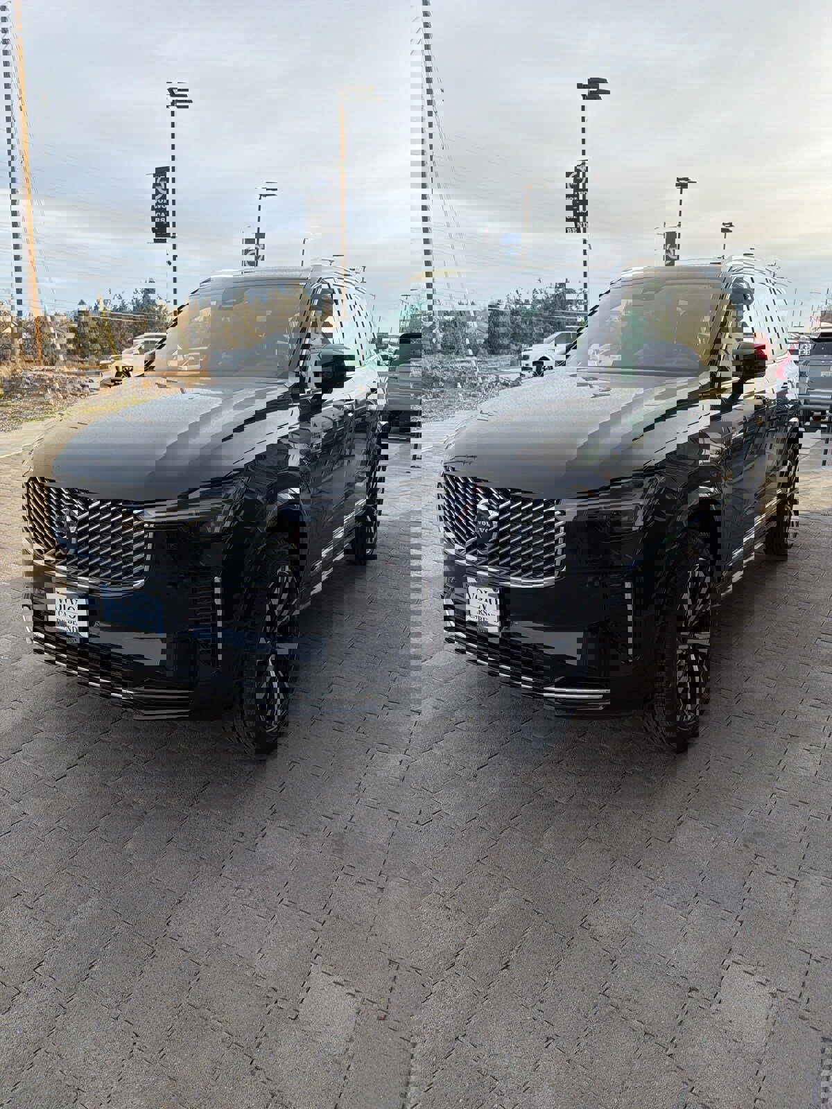 New 2026 Volvo XC90 B5 Core w/ Protection Package Premier image 6