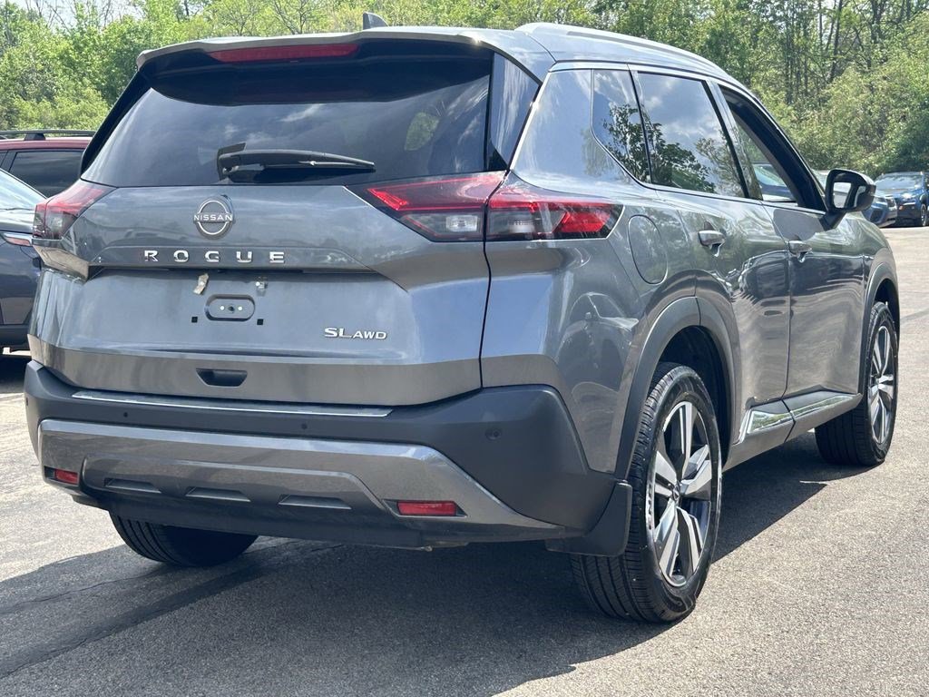 Used 2023 Nissan Rogue SL AWD/4WD image 7