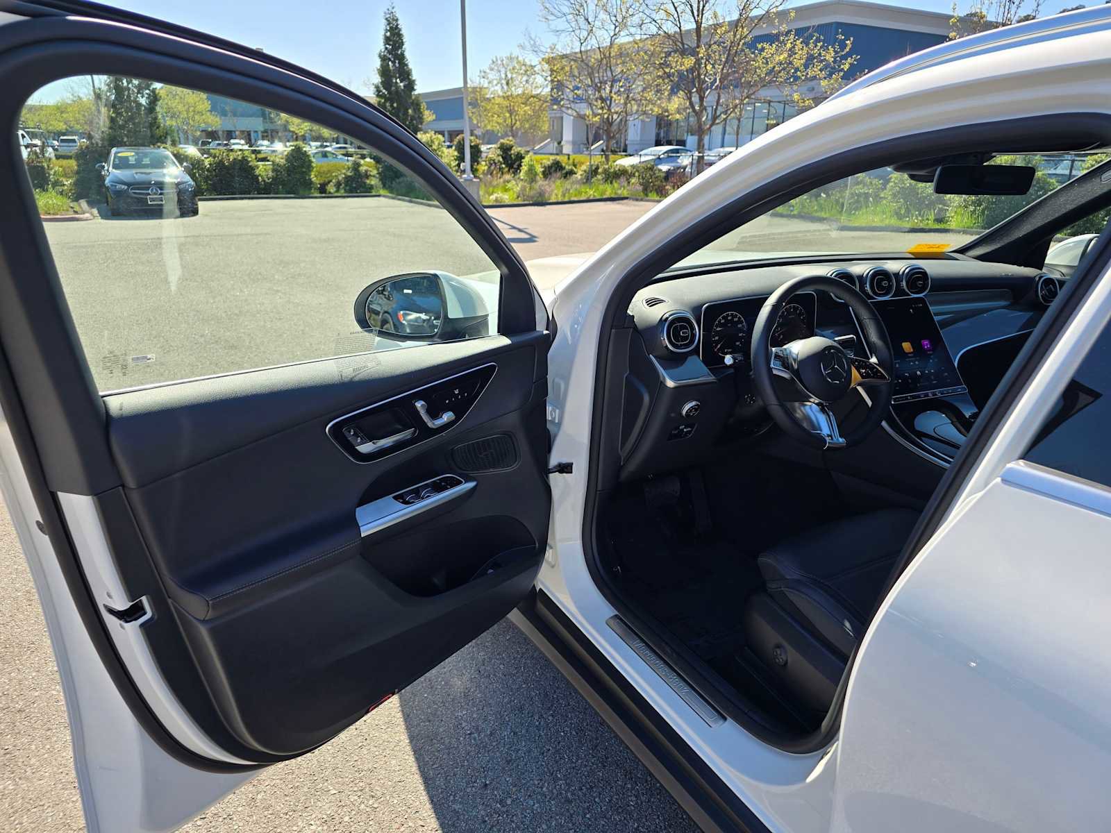 Used 2026 Mercedes-Benz GLC 300 image 22