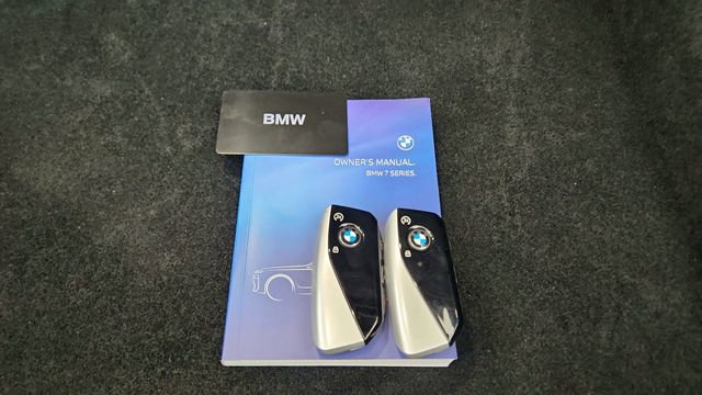 Used 2025 BMW 740i image 67