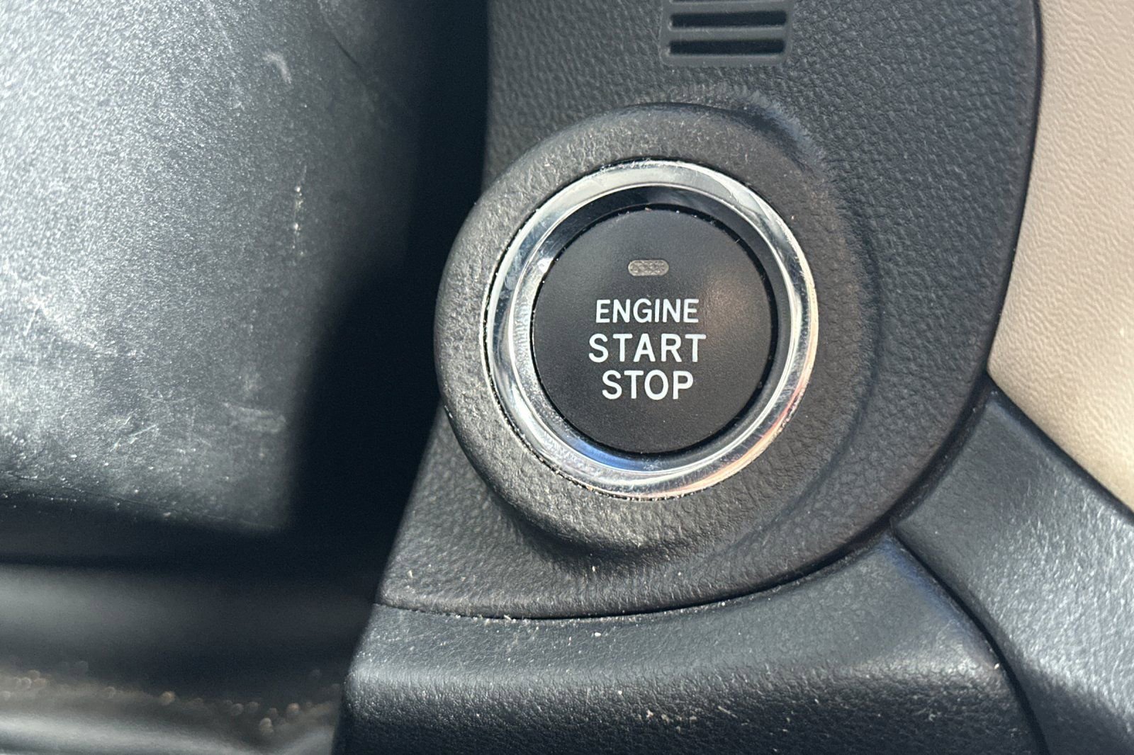 Used 2022 Subaru Outback Limited AWD/4WD image 30