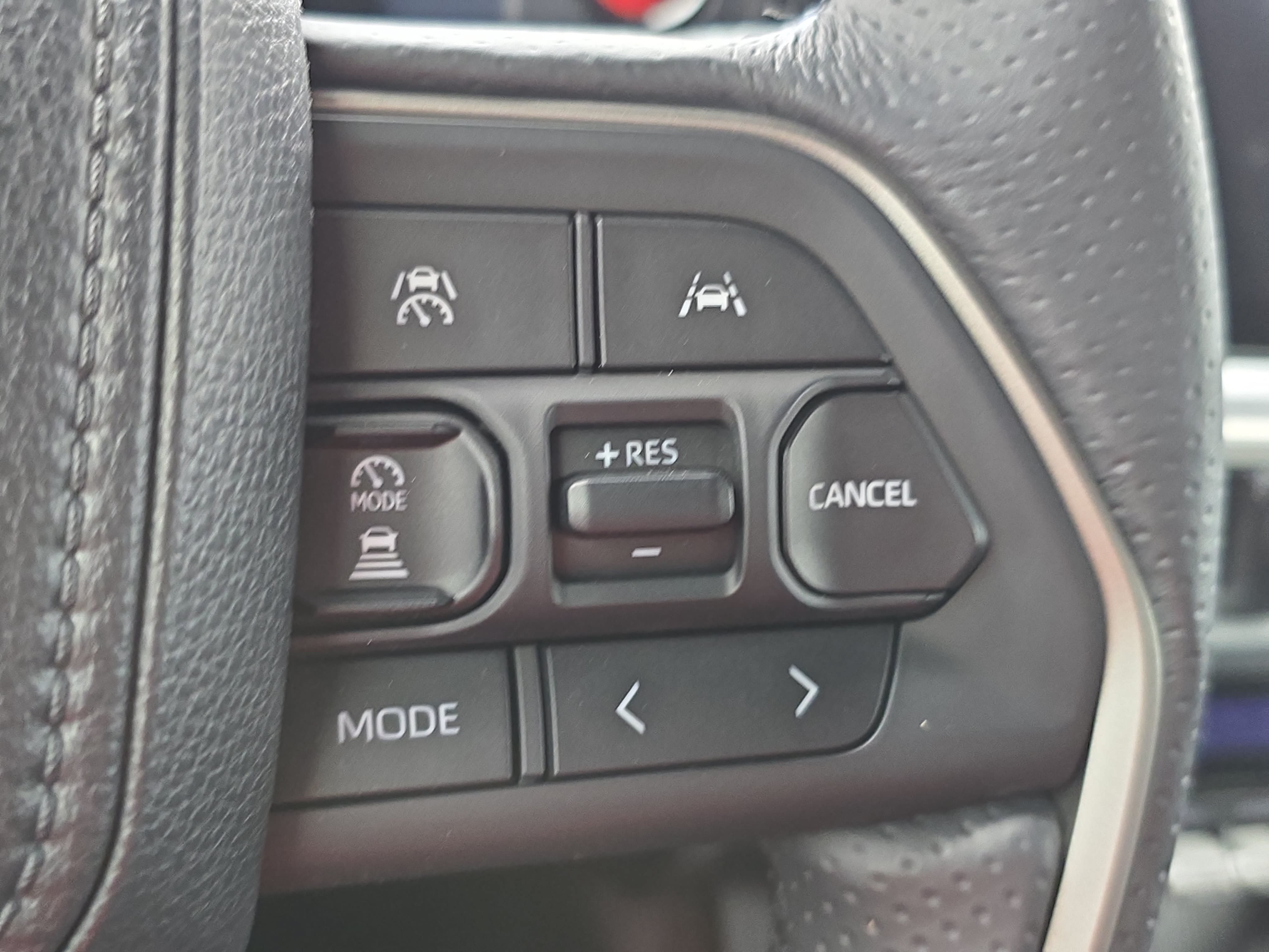 Used 2026 Toyota 4Runner TRD Off-Road Premium AWD/4WD image 18