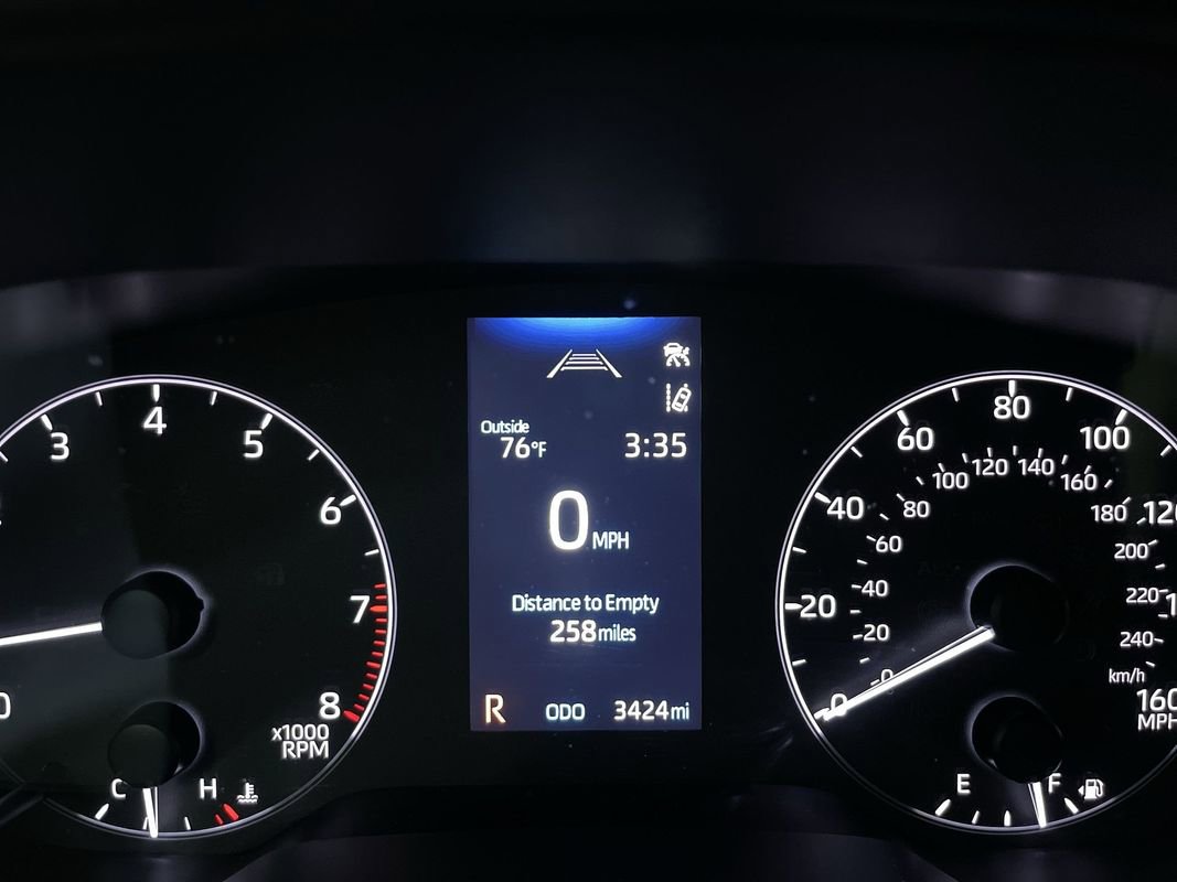 Used 2025 Toyota Corolla LE image 19