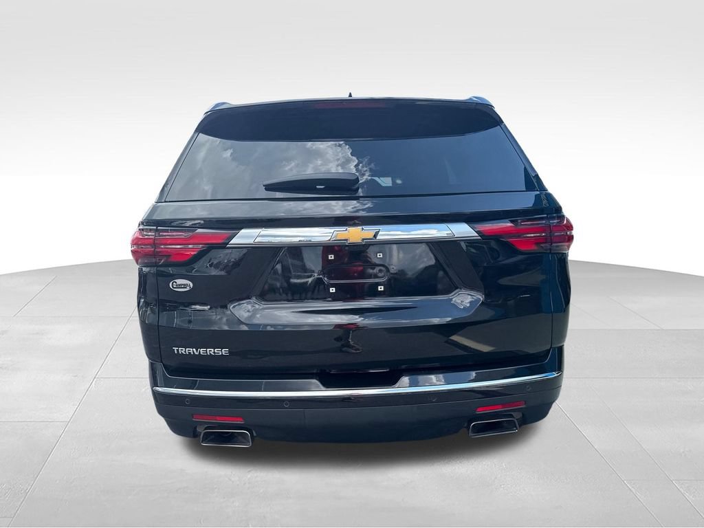 Used 2023 Chevrolet Traverse High Country FWD image 9