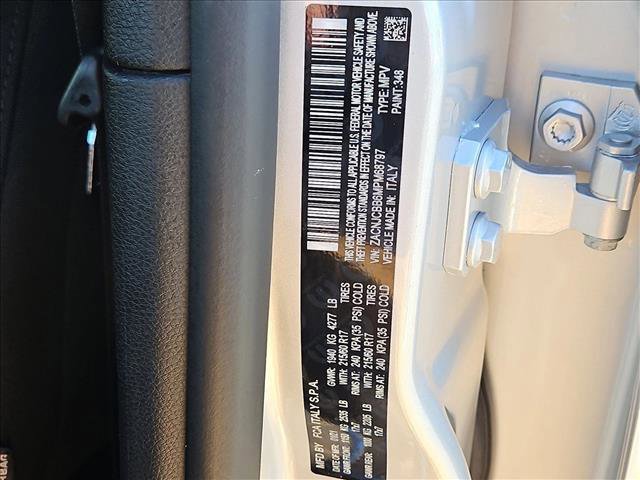 Used 2021 Jeep Renegade Latitude w/ Sun & Sound Group FWD image 23