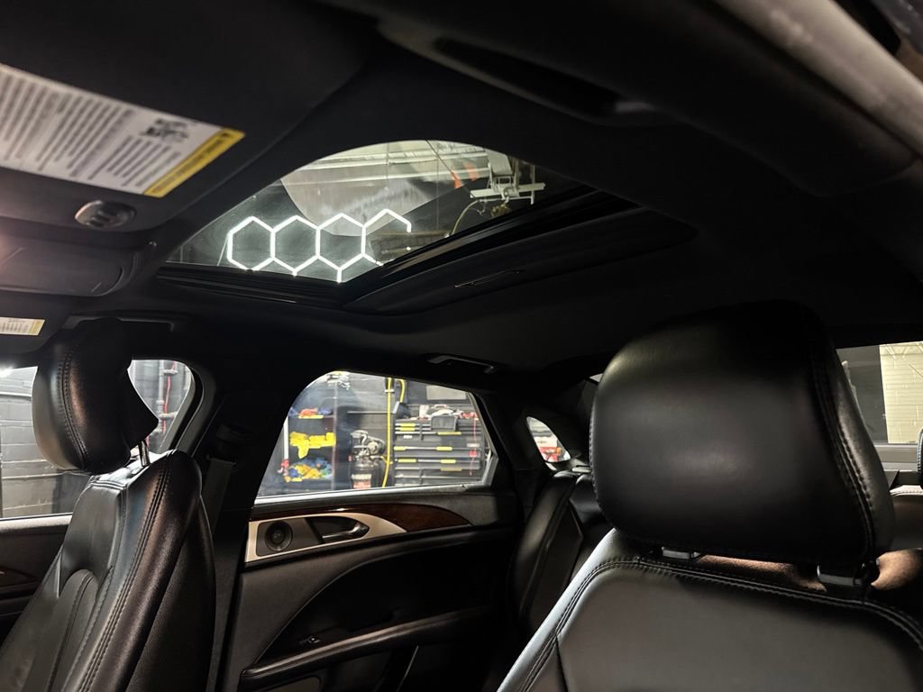 Used 2018 Lincoln MKZ Reserve w/ Magnetic Appearance Package AWD/4WD image 24