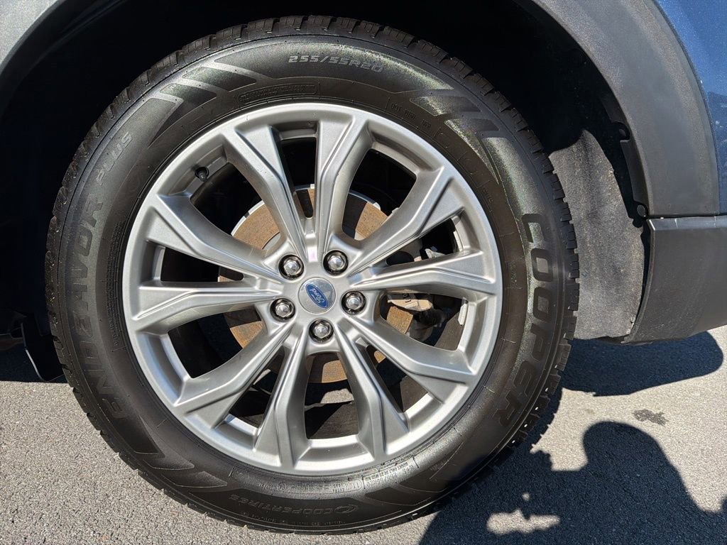 Used 2020 Ford Explorer XLT w/ Equipment Group 202A image 15