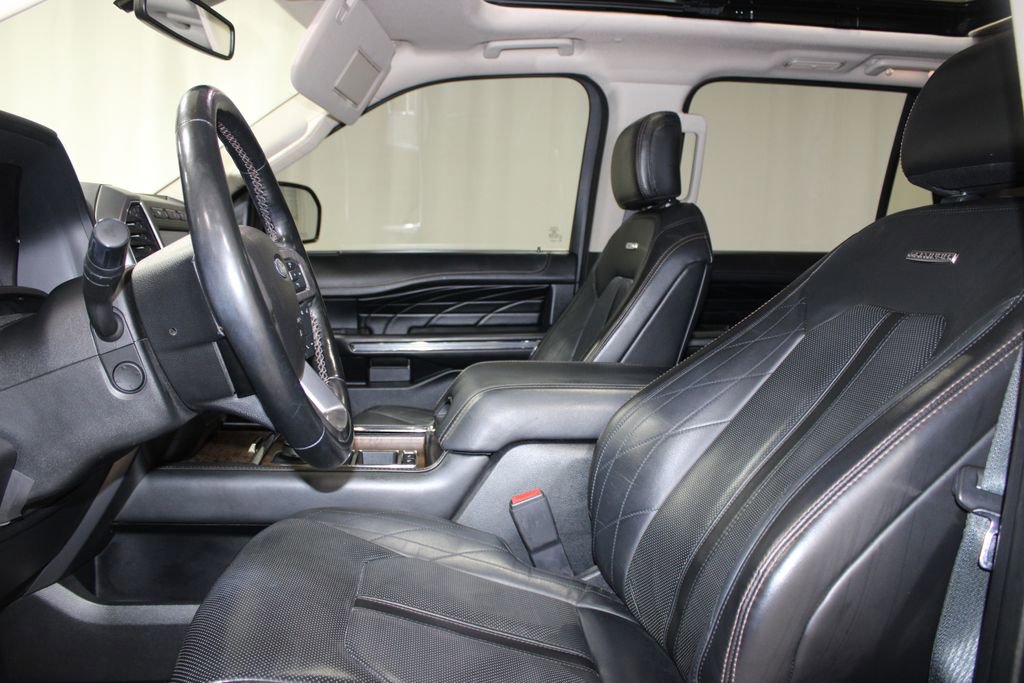 Used 2020 Ford Expedition Platinum RWD image 16