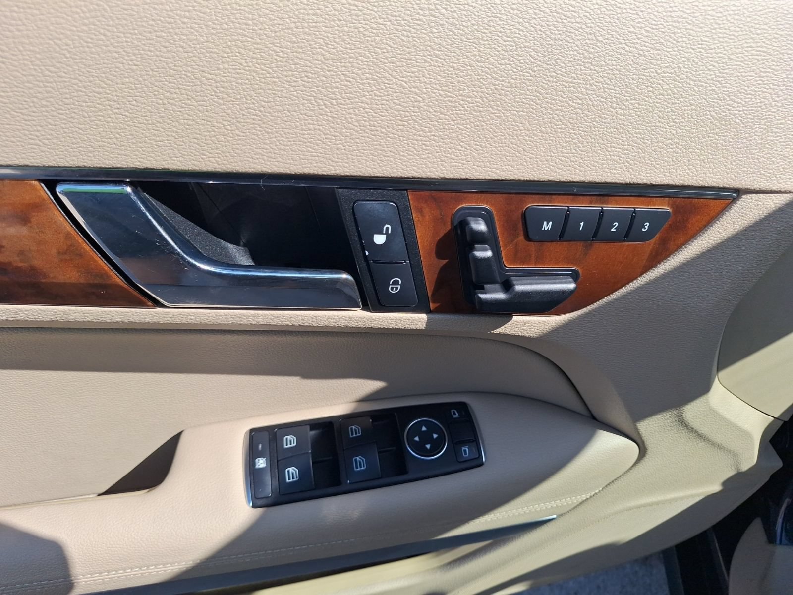 Used 2013 Mercedes-Benz E 350 Coupe image 18