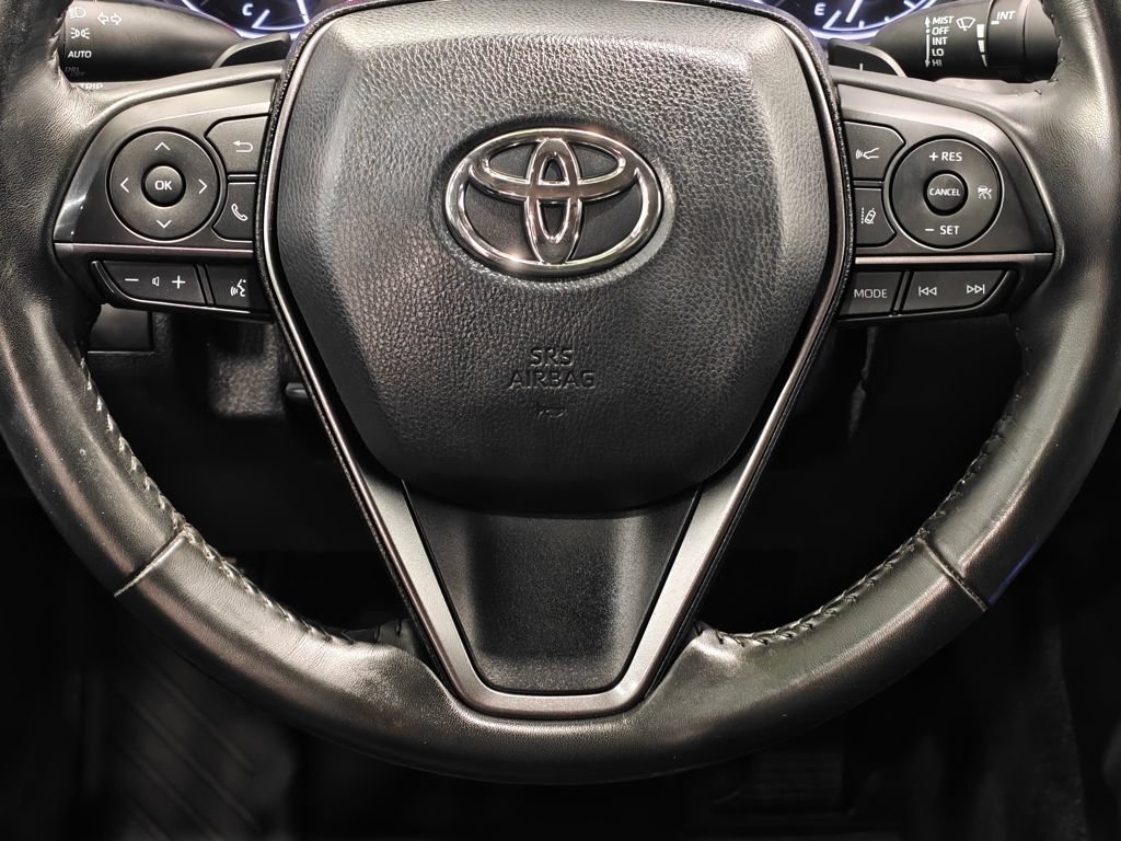 Used 2023 Toyota Camry SE w/ Convenience Package FWD image 5