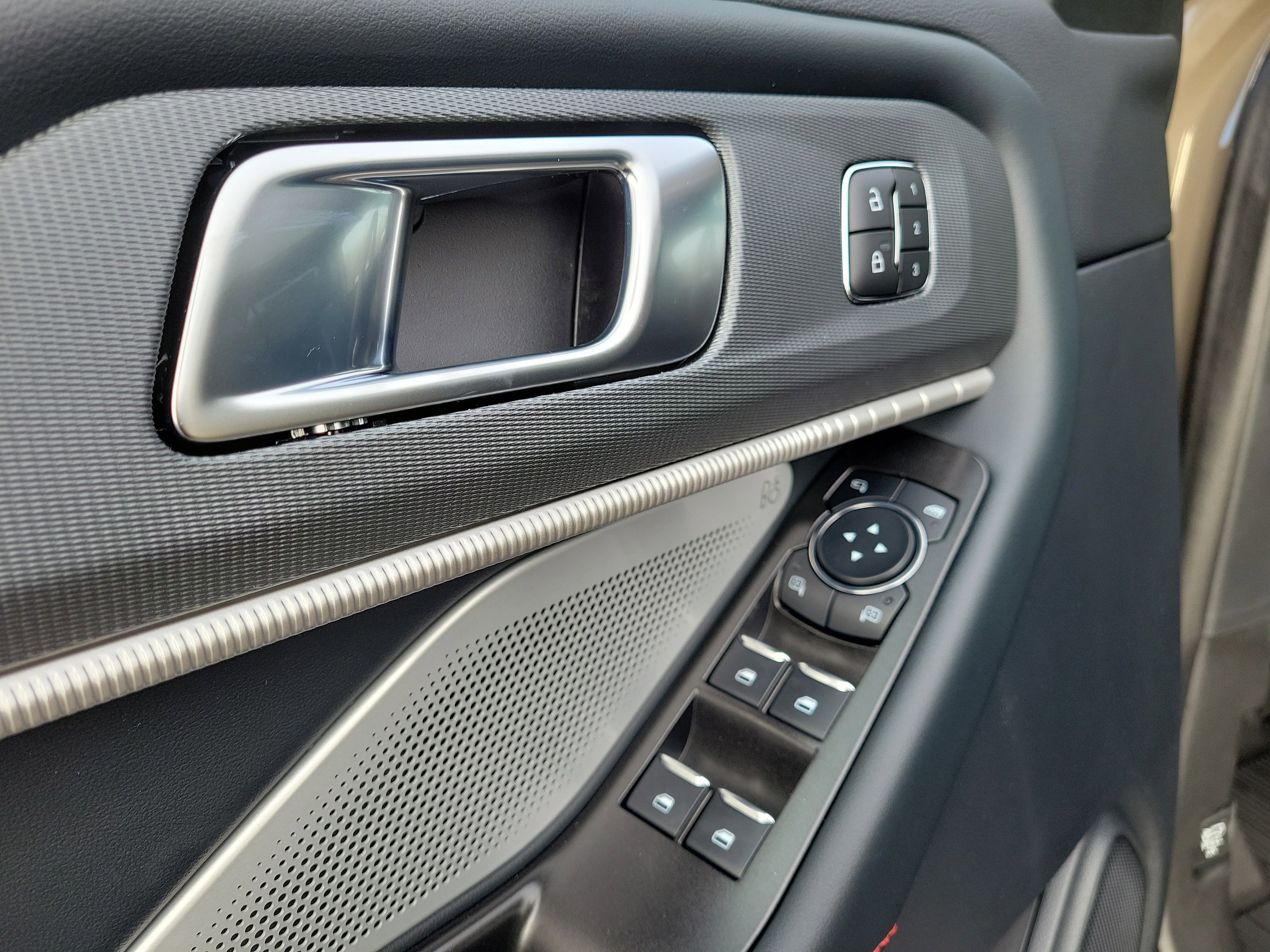 New 2026 Ford Explorer ST w/ Sun And Sound Package image 18