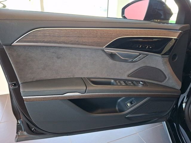 New 2026 Audi A8 L 3.0T image 8