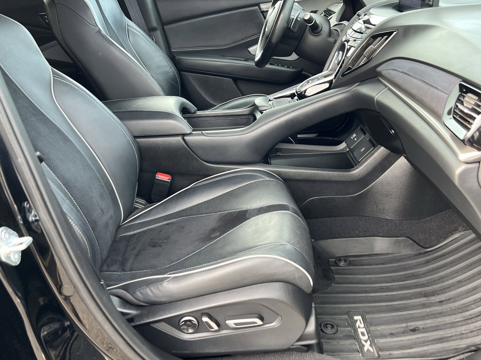 Certified 2021 Acura RDX A-Spec image 30