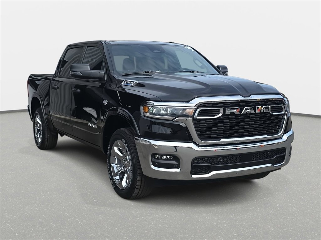 New 2026 RAM 1500 4x4 Crew Cab image 3