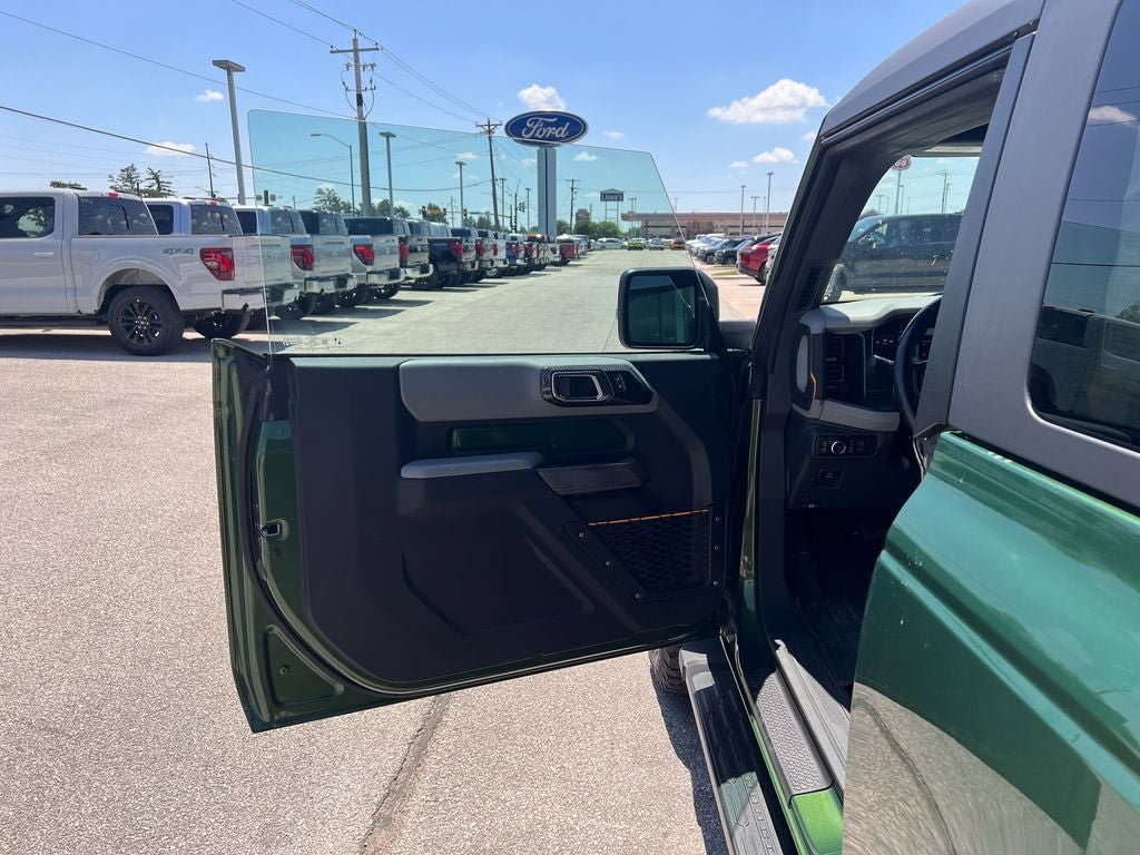 Used 2022 Ford Bronco Badlands AWD/4WD image 12