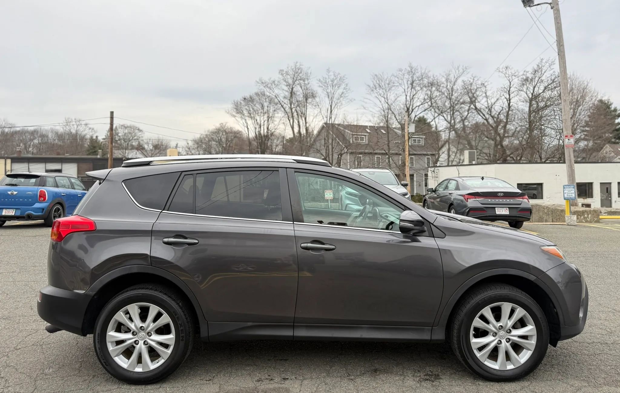 Used 2015 Toyota RAV4 Limited image 7