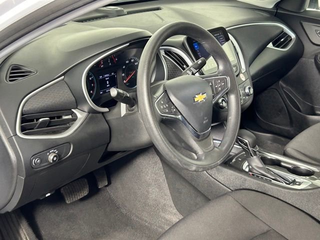 Used 2024 Chevrolet Malibu LT FWD image 18