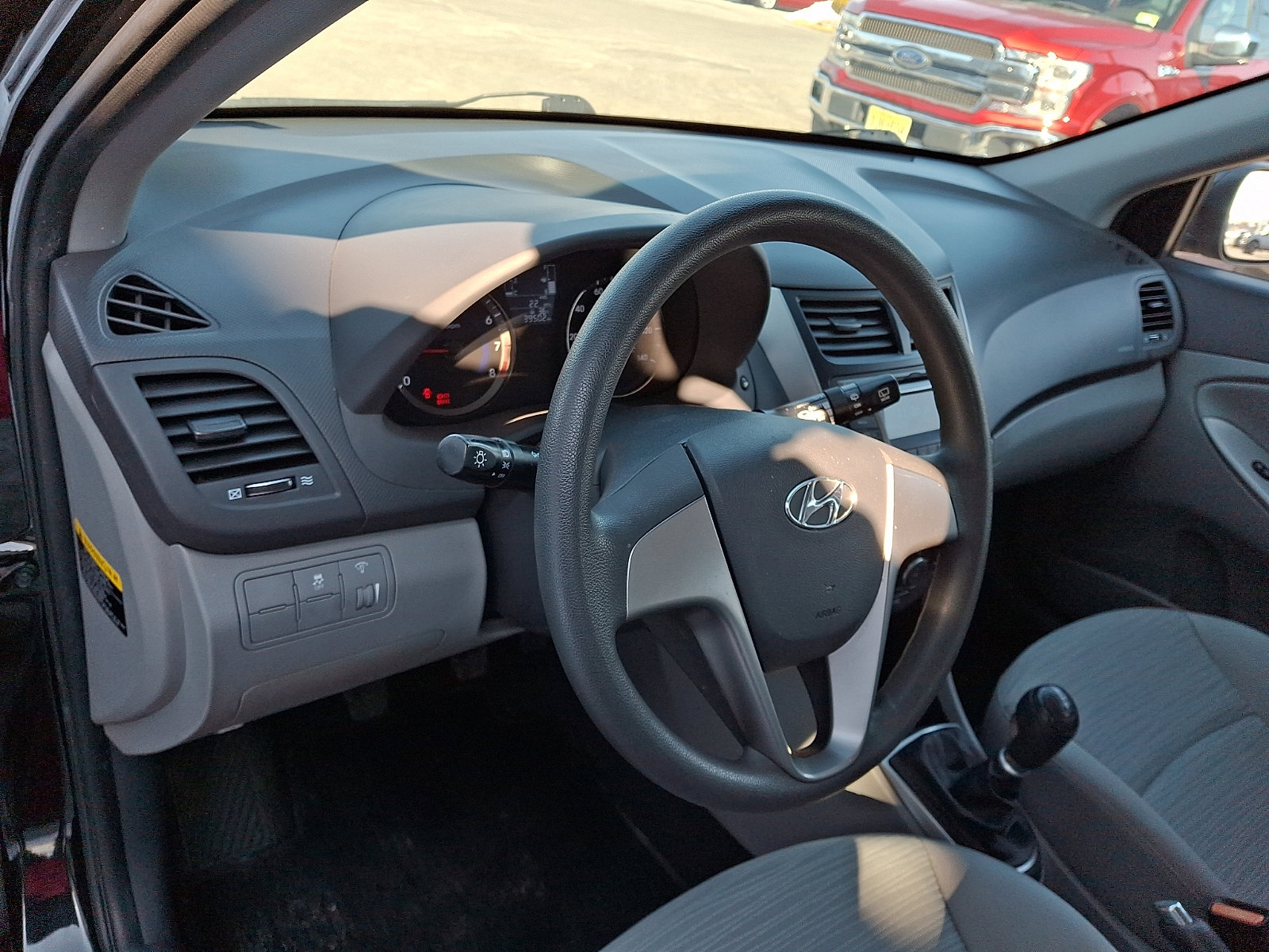 Used 2016 Hyundai Accent SE image 16