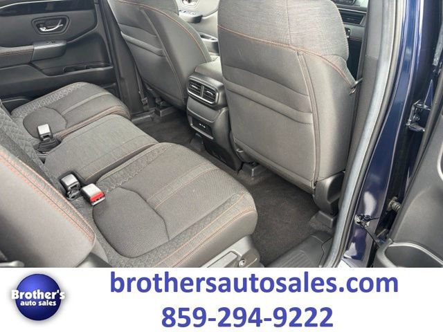 Used 2025 Honda Pilot Sport image 36