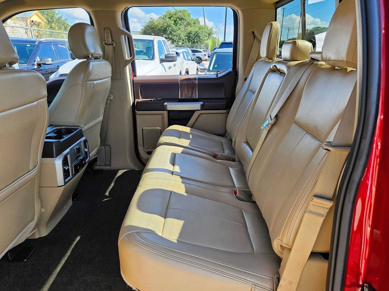 Used 2020 Ford F150 Lariat w/ Equipment Group 502A Luxury AWD/4WD image 18