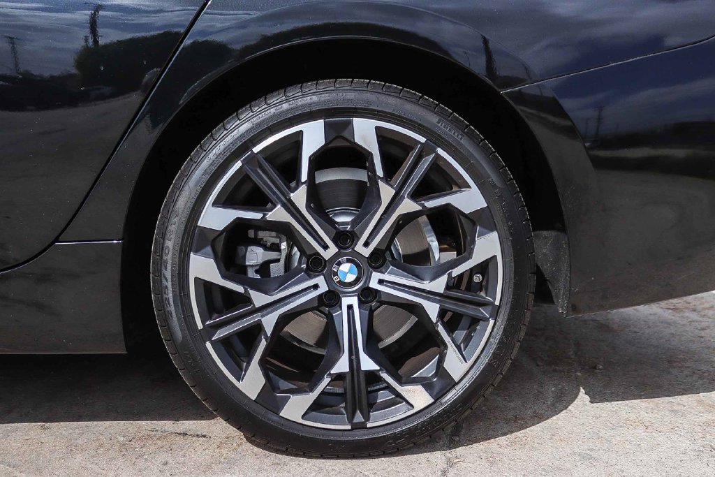 Used 2026 BMW 330i Sedan RWD image 12