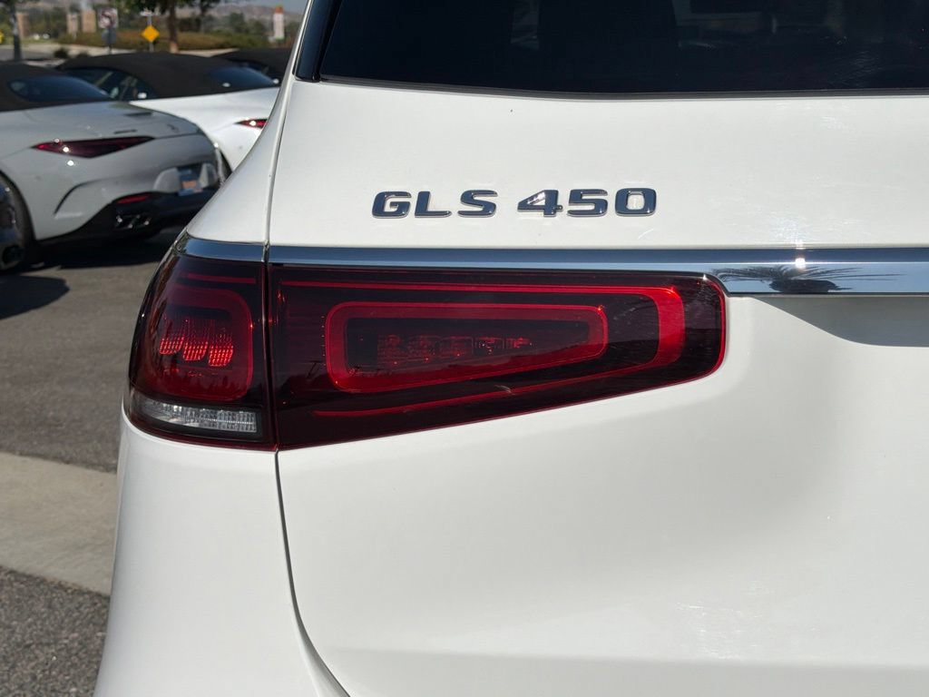 Used 2023 Mercedes-Benz GLS 450 4MATIC image 13