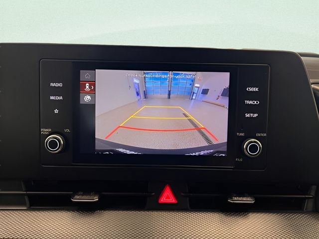 Used 2024 Kia Sportage LX FWD image 17