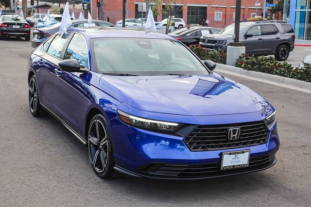 Used 2024 Honda Accord Sport image 3